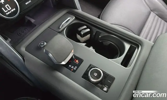 Land Rover Discovery 2023 3.0 автомат (гидро), миниатюра 12