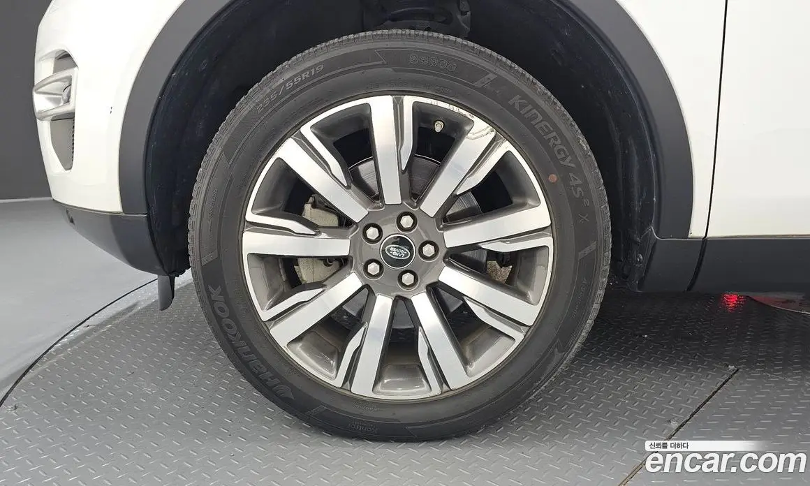 Land Rover Discovery Sport 2018 2.0 автомат (гидро), фото 5