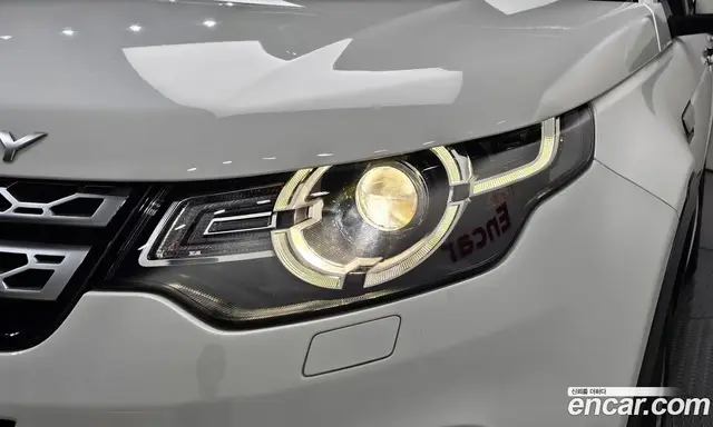 Land Rover Discovery Sport 2018 2.0 автомат (гидро), миниатюра 8
