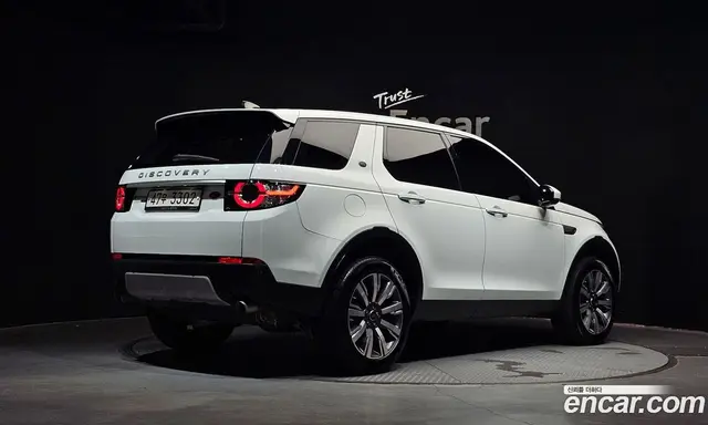 Land Rover Discovery Sport 2019 2.0 автомат (гидро), миниатюра 2