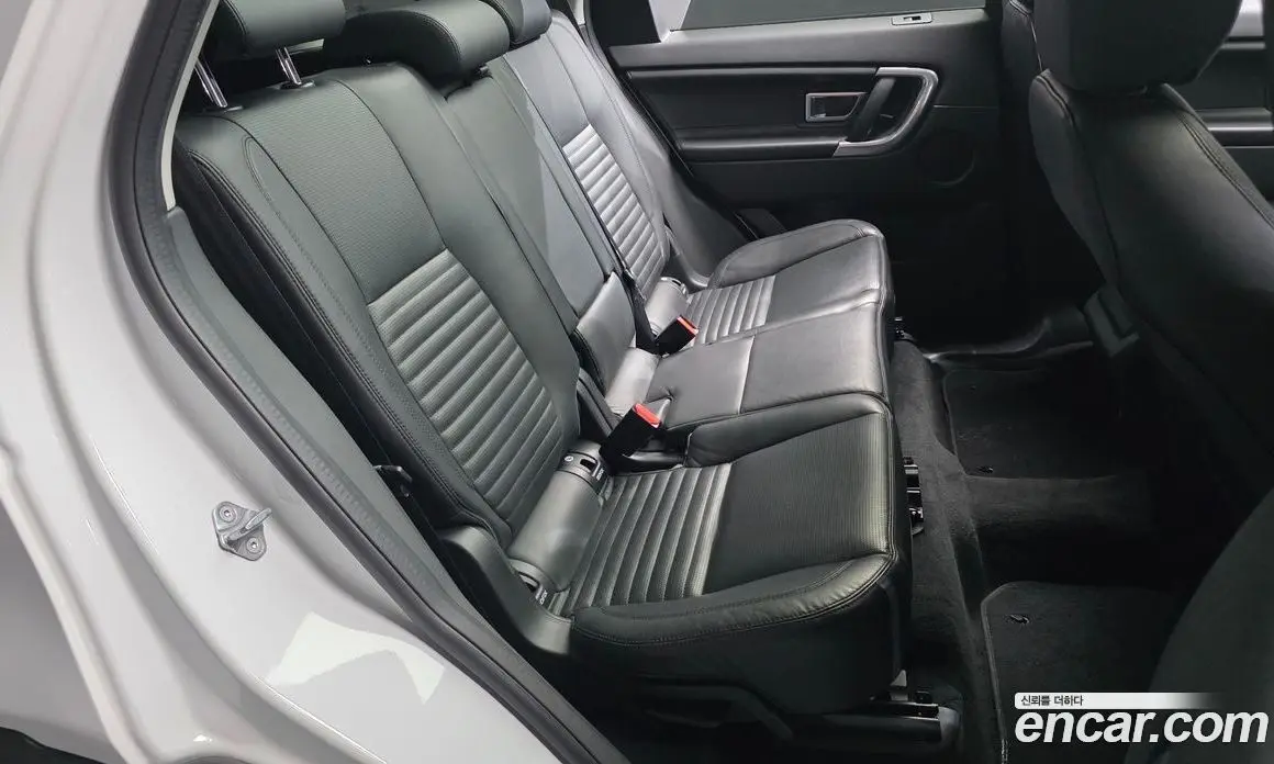 Land Rover Discovery Sport 2019 2.0 автомат (гидро), фото 17