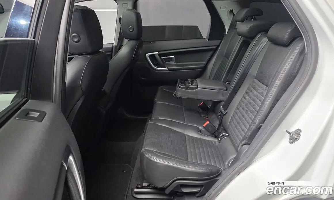 Land Rover Discovery Sport 2019 2.0 автомат (гидро), фото 18