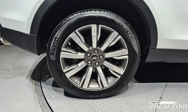 Land Rover Discovery Sport 2019 2.0 автомат (гидро), миниатюра 5