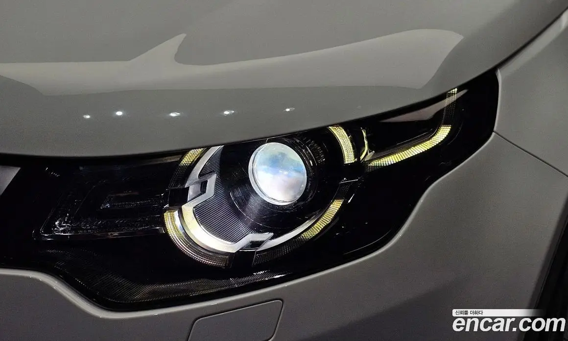Land Rover Discovery Sport 2019 2.0 автомат (гидро), фото 8
