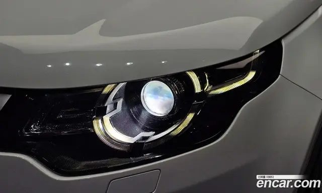 Land Rover Discovery Sport 2019 2.0 автомат (гидро), миниатюра 8