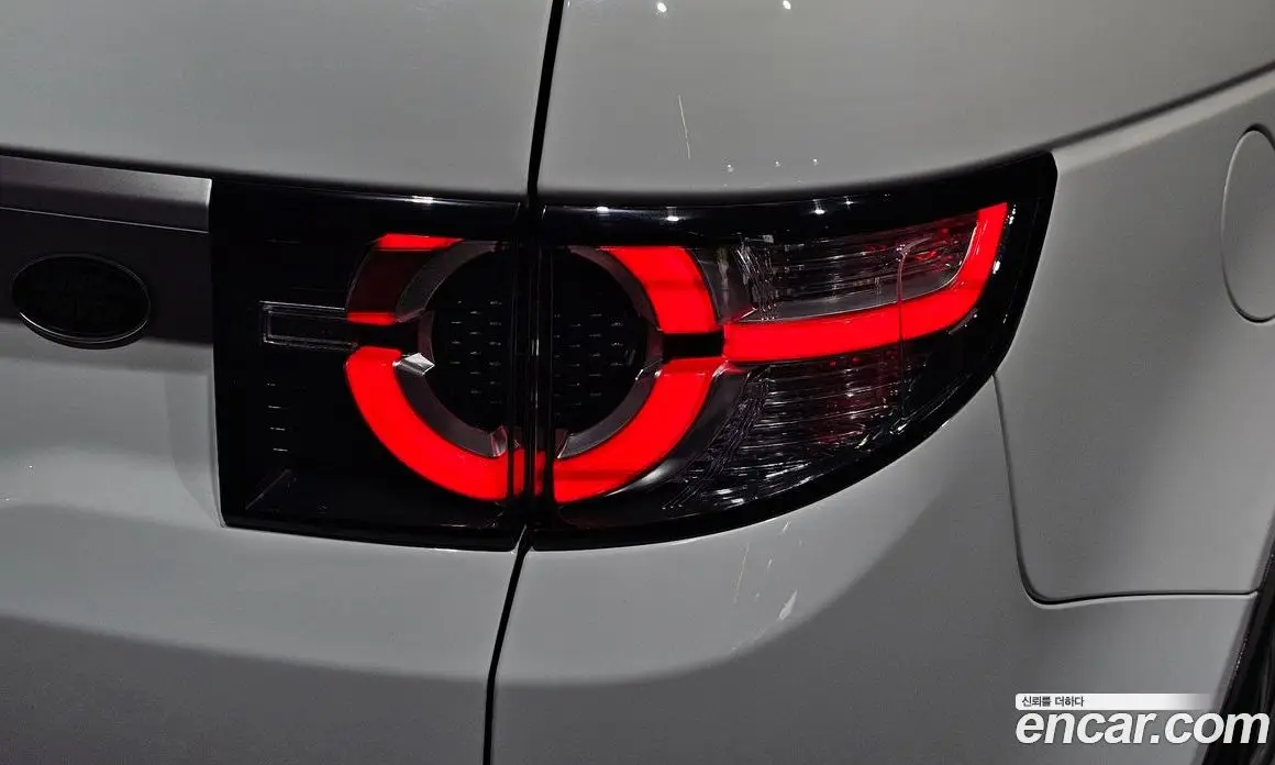 Land Rover Discovery Sport 2019 2.0 автомат (гидро), фото 9