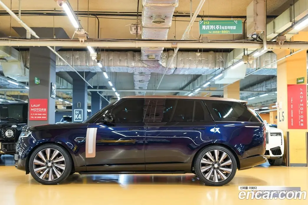 Land Rover Range Rover 2024 4.4 автомат (гидро), фото 19