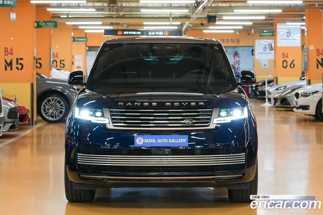 Land Rover Range Rover 2024 4.4 автомат (гидро), фото 3