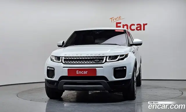 Land Rover Range Rover Evoque 2018 2.0 автомат (гидро), миниатюра 2