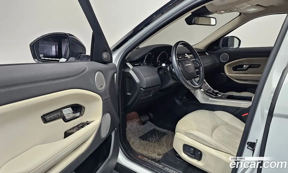 Land Rover Range Rover Evoque 2018 2.0 автомат (гидро), фото 12