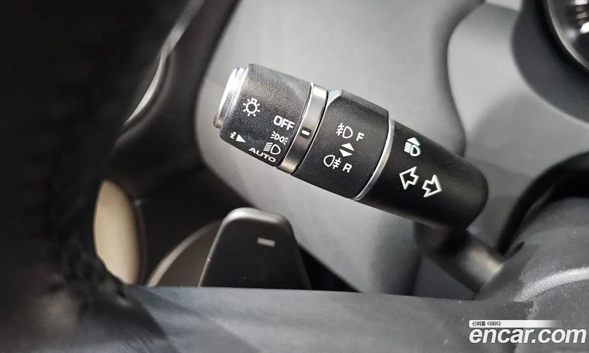 Land Rover Range Rover Evoque 2018 2.0 автомат (гидро), фото 29