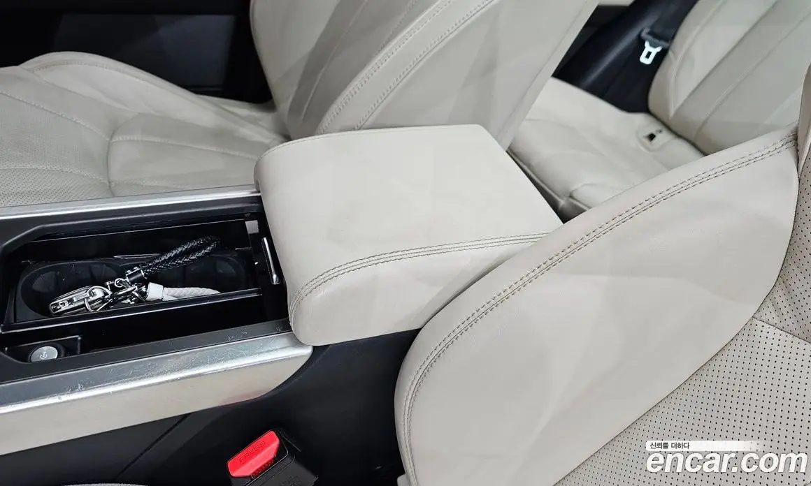 Land Rover Range Rover Evoque 2018 2.0 автомат (гидро), фото 30