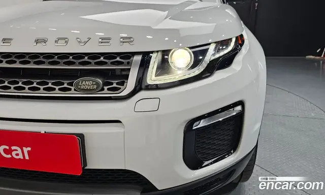 Land Rover Range Rover Evoque 2018 2.0 автомат (гидро), миниатюра 7