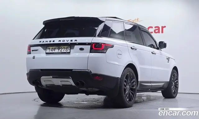 Land Rover Range Rover Sport 2015 3.0 автомат (гидро), миниатюра 2