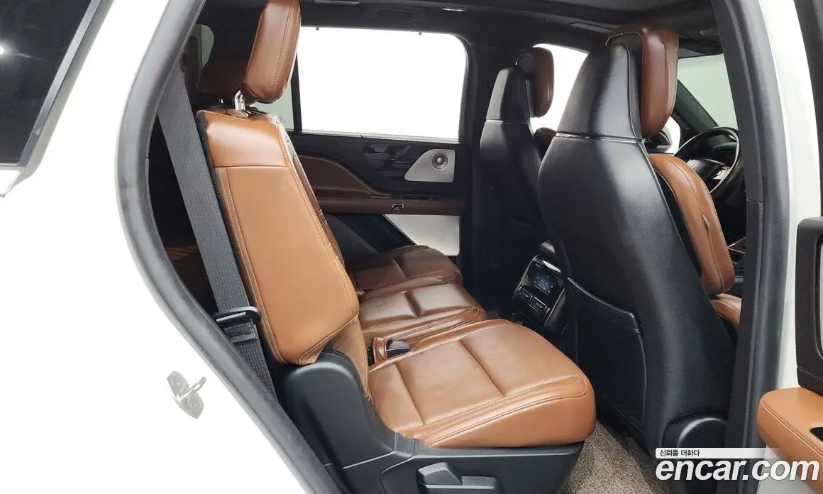 Lincoln Aviator 2021 3.0 автомат (гидро), фото 17 Lincoln Aviator 2021 3.0 автомат (гидро), фото 17