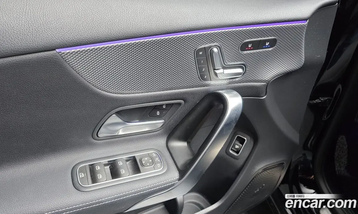 Mercedes-Benz A-Class 2021 2.0 гидро, фото 24