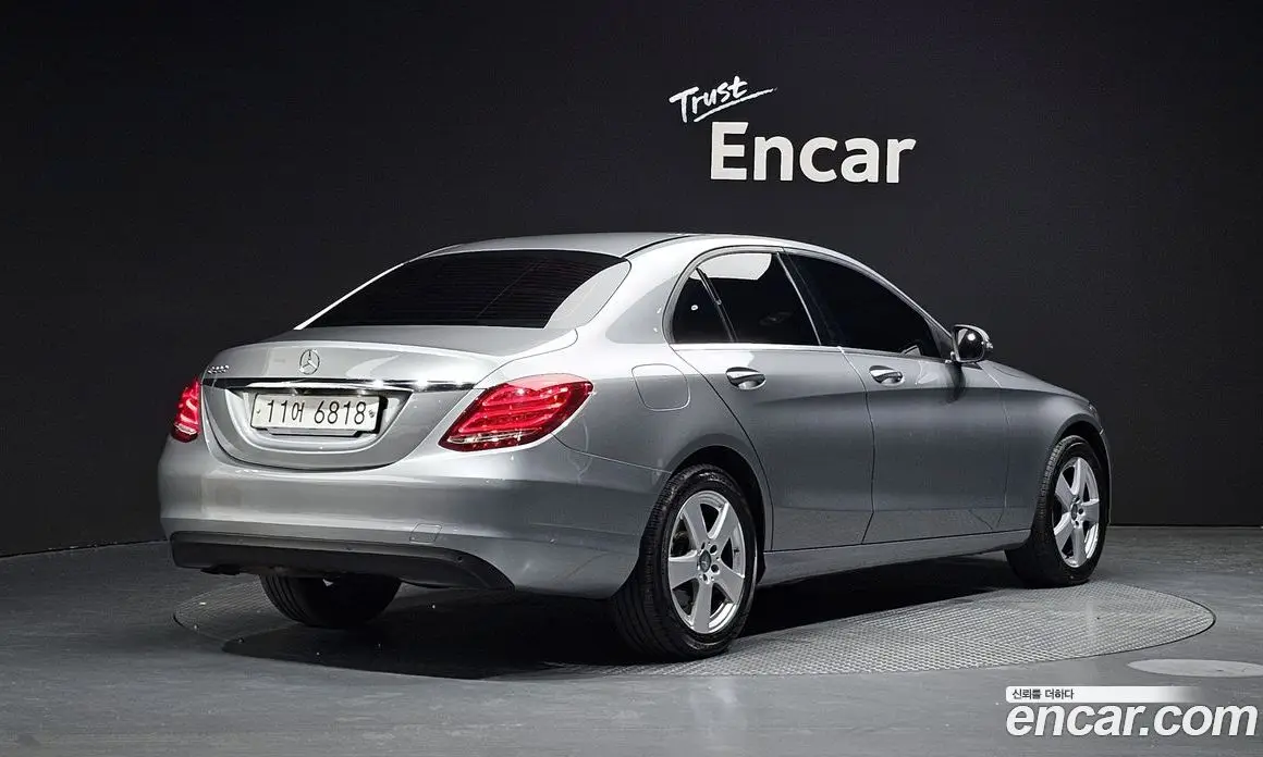 Mercedes-Benz C-Class 2015 2.0 гидро, фото 2 Mercedes-Benz C-Class 2015 2.0 гидро, фото 2