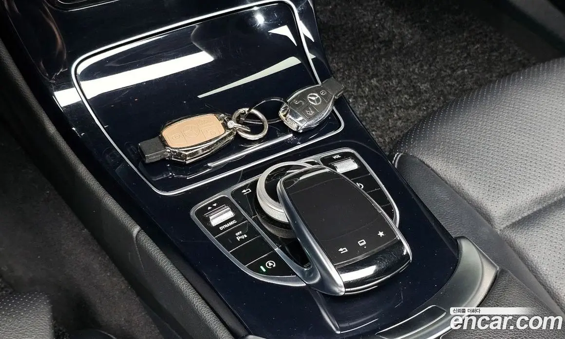 Mercedes-Benz C-Class 2015 2.0 гидро, фото 20 Mercedes-Benz C-Class 2015 2.0 гидро, фото 20