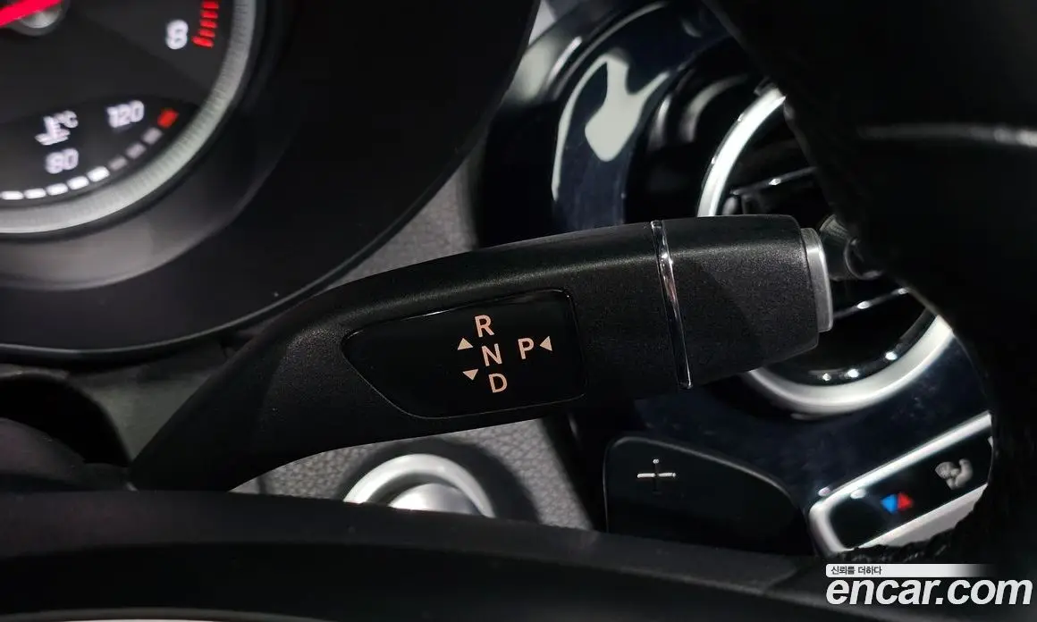 Mercedes-Benz C-Class 2015 2.0 гидро, фото 9 Mercedes-Benz C-Class 2015 2.0 гидро, фото 9
