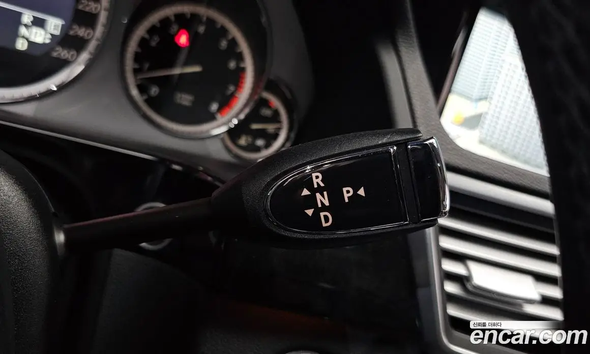 Mercedes-Benz E-Class 2011 3.5 гидро, фото 9 Mercedes-Benz E-Class 2011 3.5 гидро, фото 9