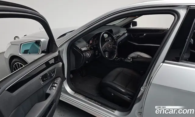 Mercedes-Benz E-Class 2011 3.5 гидро, миниатюра 10 Mercedes-Benz E-Class 2011 3.5 гидро, миниатюра 10