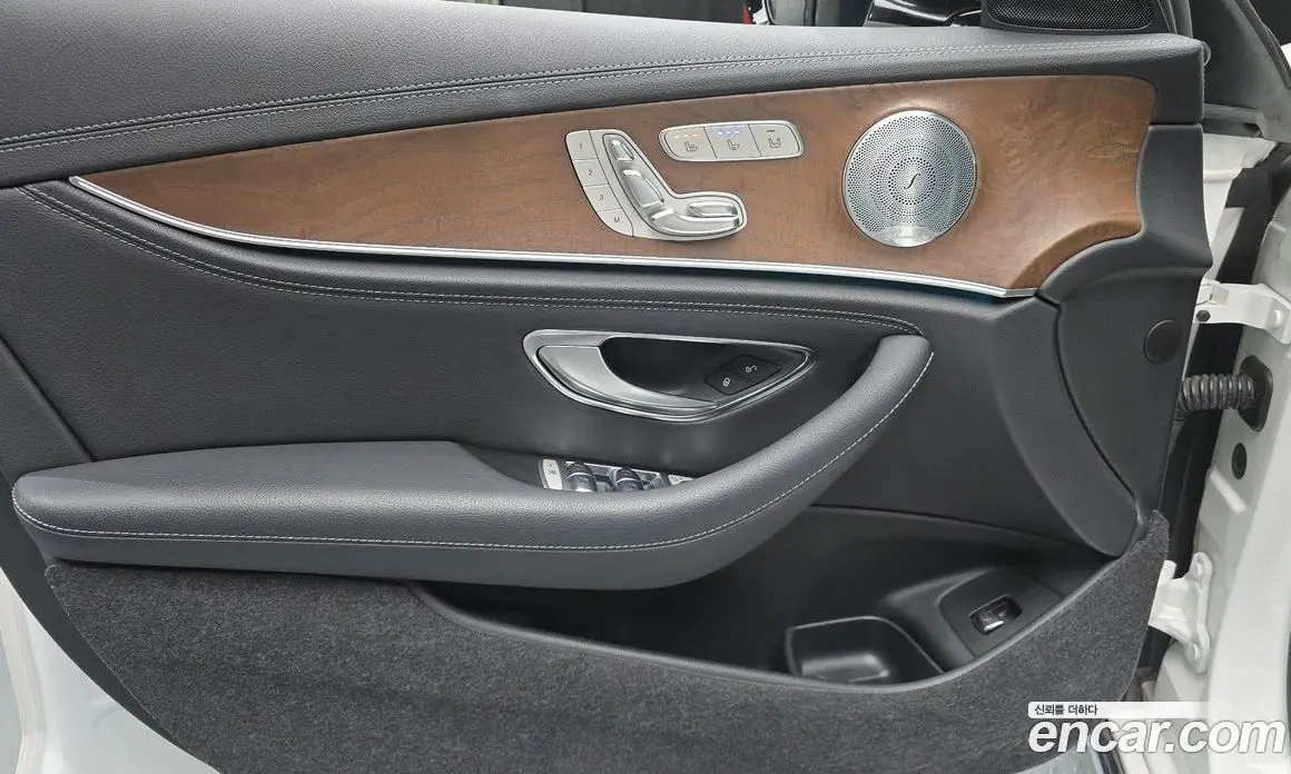 Mercedes-Benz E-Class 2018 2.0 гидро, фото 14 Mercedes-Benz E-Class 2018 2.0 гидро, фото 14