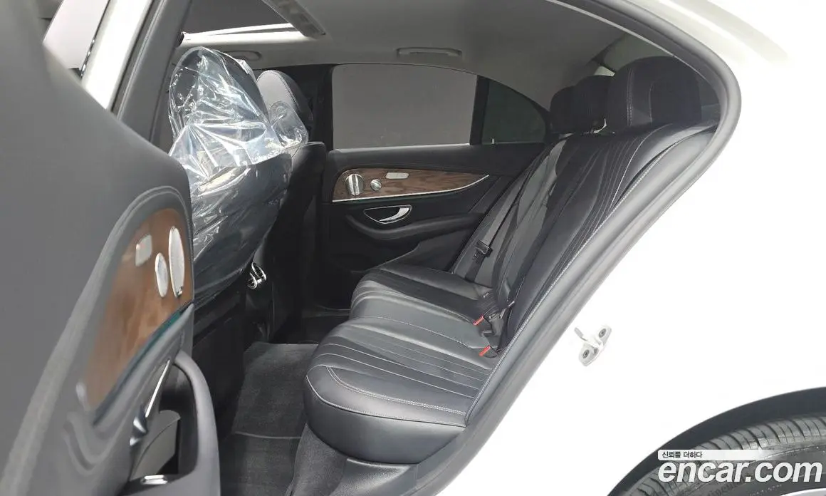 Mercedes-Benz E-Class 2018 2.0 гидро, фото 18 Mercedes-Benz E-Class 2018 2.0 гидро, фото 18