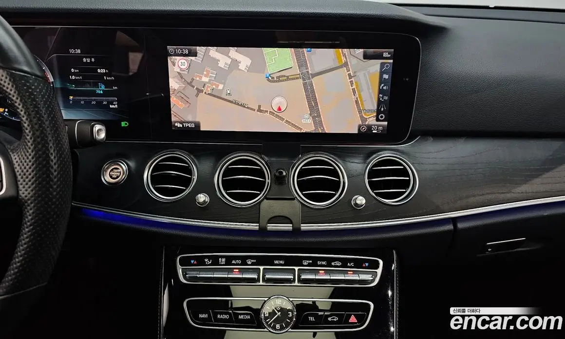 Mercedes-Benz E-Class 2018 2.0 гидро, фото 19