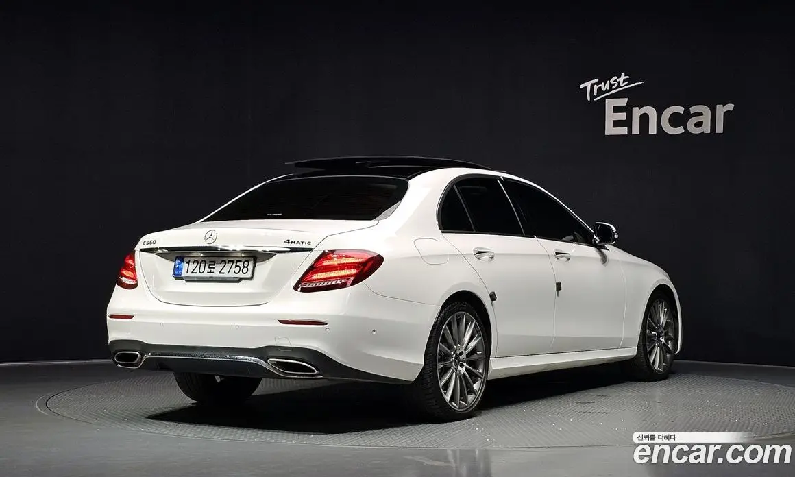 Mercedes-Benz E-Class 2019 2.0 гидро, фото 2 Mercedes-Benz E-Class 2019 2.0 гидро, фото 2
