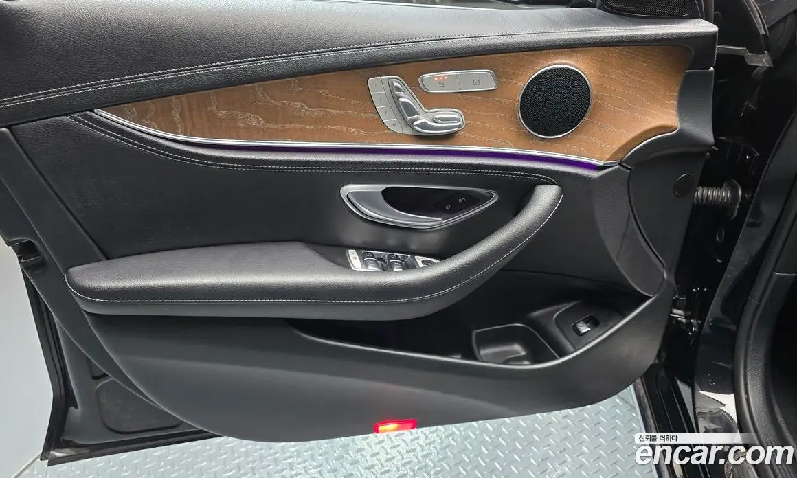 Mercedes-Benz E-Class 2019 1.9 гидро, фото 14 Mercedes-Benz E-Class 2019 1.9 гидро, фото 14