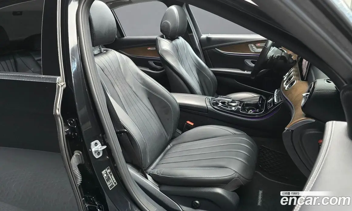 Mercedes-Benz E-Class 2019 1.9 гидро, фото 18 Mercedes-Benz E-Class 2019 1.9 гидро, фото 18