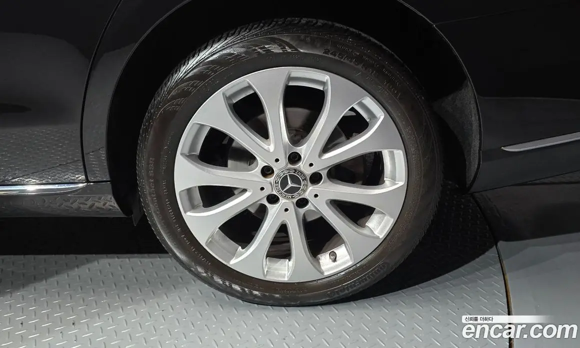 Mercedes-Benz E-Class 2019 1.9 гидро, фото 7 Mercedes-Benz E-Class 2019 1.9 гидро, фото 7