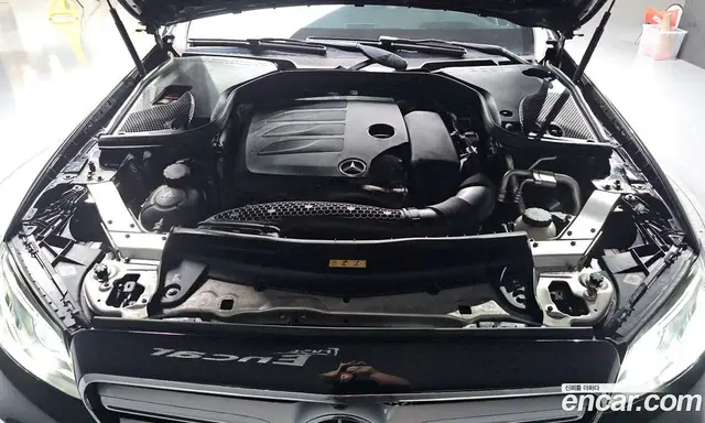 Mercedes-Benz E-Class 2019 2.0 гидро, миниатюра 6 Mercedes-Benz E-Class 2019 2.0 гидро, миниатюра 6