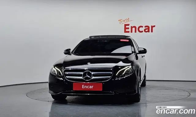 Mercedes-Benz E-Class 2019 2.0 гидро, миниатюра 2 Mercedes-Benz E-Class 2019 2.0 гидро, миниатюра 2