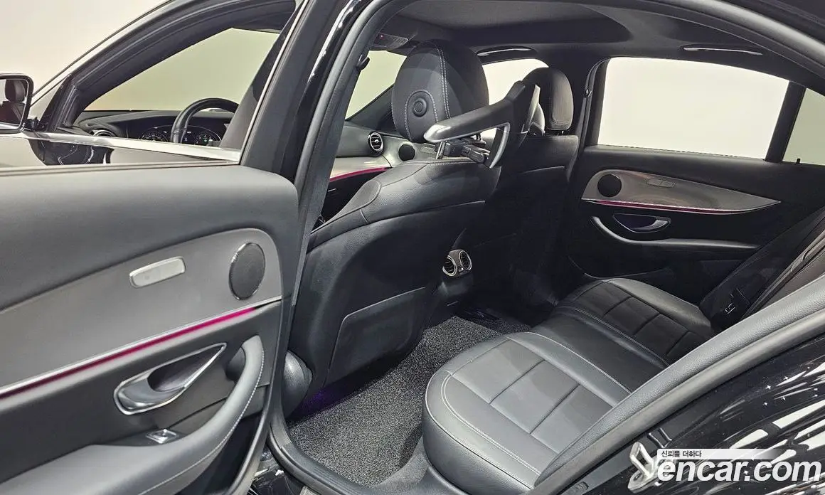 Mercedes-Benz E-Class 2019 2.0 гидро, фото 26 Mercedes-Benz E-Class 2019 2.0 гидро, фото 26