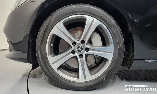 Mercedes-Benz E-Class 2019 2.0 гидро, миниатюра 4 Mercedes-Benz E-Class 2019 2.0 гидро, миниатюра 4