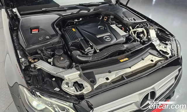 Mercedes-Benz E-Class 2019 2.0 гидро, миниатюра 5 Mercedes-Benz E-Class 2019 2.0 гидро, миниатюра 5