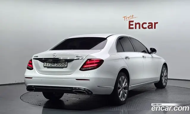 Mercedes-Benz E-Class, 2020, 76 551 км