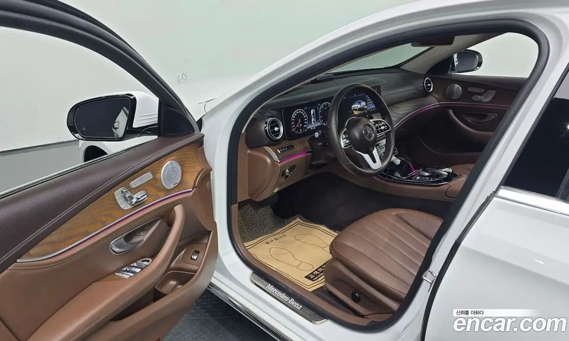 Mercedes-Benz E-Class 2020 2.0 гидро, фото 16 Mercedes-Benz E-Class 2020 2.0 гидро, фото 16