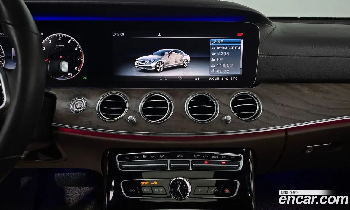 Mercedes-Benz E-Class 2020 2.0 гидро, фото 20 Mercedes-Benz E-Class 2020 2.0 гидро, фото 20
