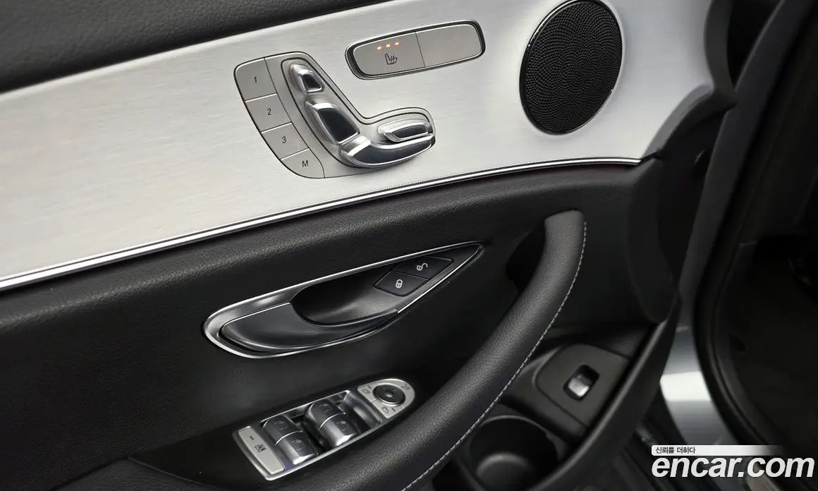 Mercedes-Benz E-Class 2021 2.0 автомат (гидро), фото 32