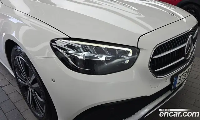 Mercedes-Benz E-Class 2021 2.0 гидро, миниатюра 8 Mercedes-Benz E-Class 2021 2.0 гидро, миниатюра 8