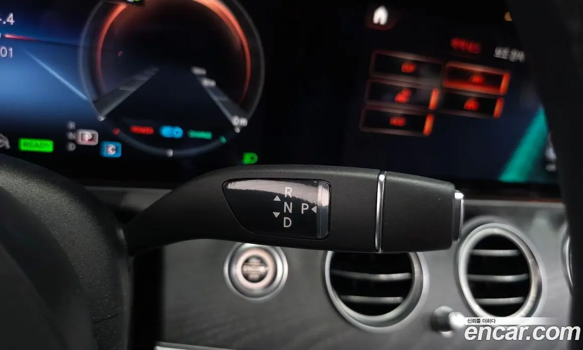Mercedes-Benz E-Class 2022 2.0 гидро, фото 9