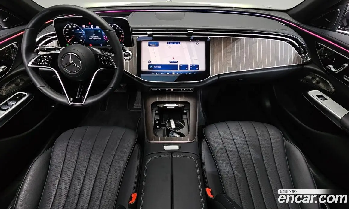 Mercedes-Benz E-Class 2024 2.0 гидро, фото 7