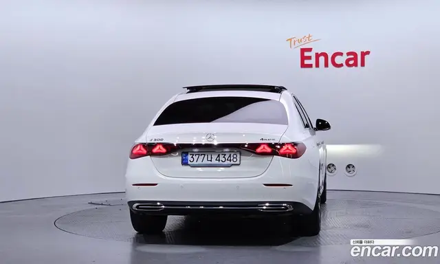 Mercedes-Benz E-Class 2024 2.0 гидро, миниатюра 4 Mercedes-Benz E-Class 2024 2.0 гидро, миниатюра 4