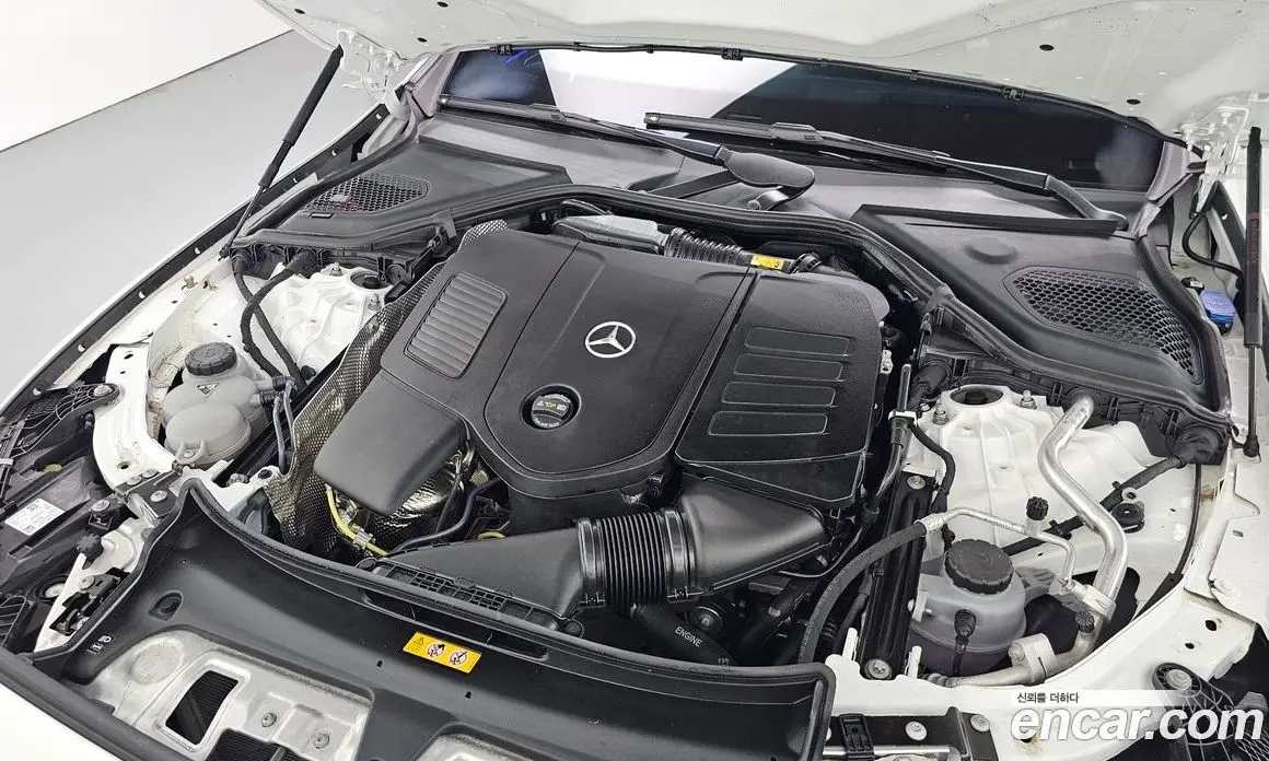 Mercedes-Benz E-Class 2024 2.0 гидро, фото 6 Mercedes-Benz E-Class 2024 2.0 гидро, фото 6