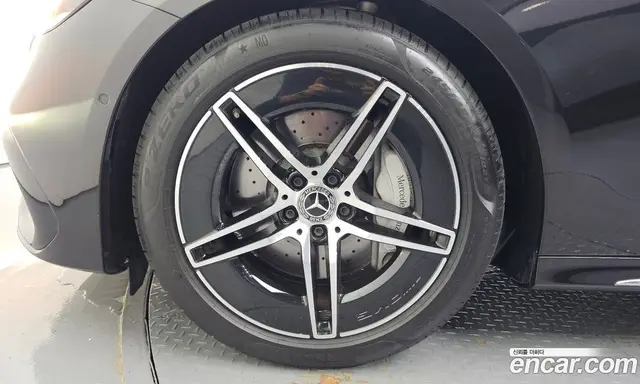 Mercedes-Benz E-Class 2025 2.0 гидро, миниатюра 5 Mercedes-Benz E-Class 2025 2.0 гидро, миниатюра 5