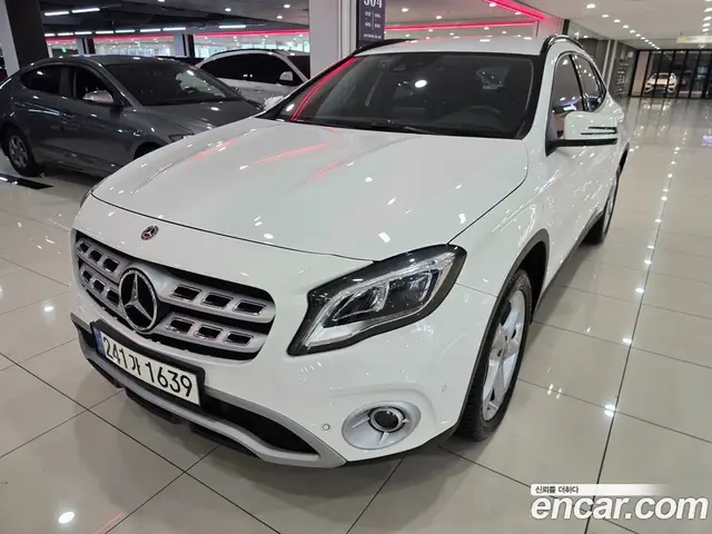 Mercedes-Benz GLA-Class, 2018, 31 406 км