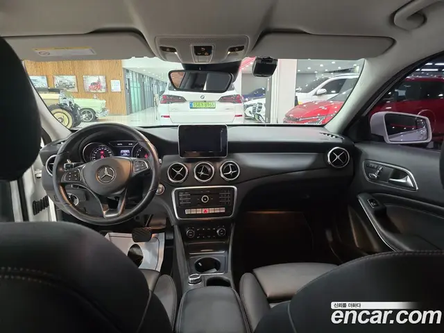 Mercedes-Benz GLA-Class 2018 2.0 гидро, миниатюра 7 Mercedes-Benz GLA-Class 2018 2.0 гидро, миниатюра 7