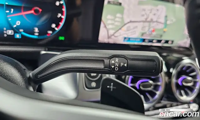 Mercedes-Benz GLB-Class 2021 2.0 гидро, миниатюра 12
